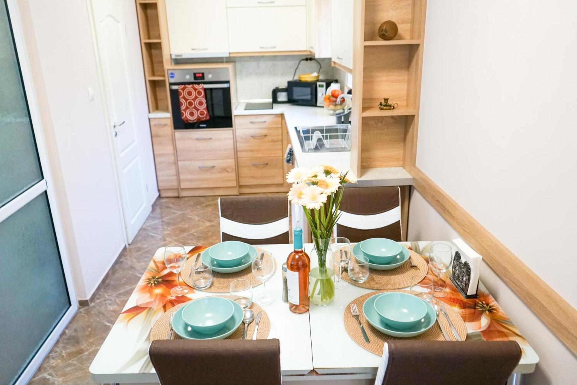 Comfortable 2Br Urban Getaway In City Center Plovdiv Eksteriør billede