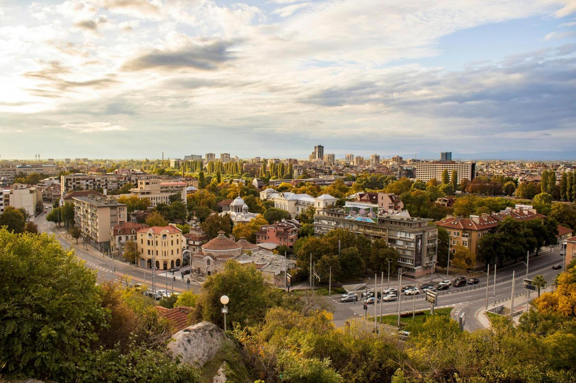 Comfortable 2Br Urban Getaway In City Center Plovdiv Eksteriør billede